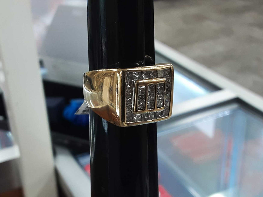 Men's Ring - Yellow Gold 14k (.585) 15.3 grams Size 10.5