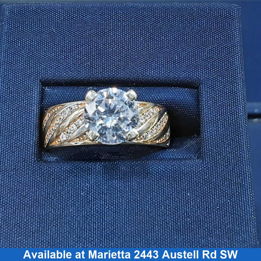 Women's Ring - Solitaire - Yellow Gold 10k (.417) 2.5 grams Size 9