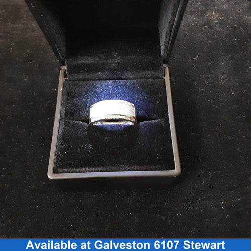Ring - Wedding Band - Yellow Gold 10k (.417) 6.1 grams Size 8