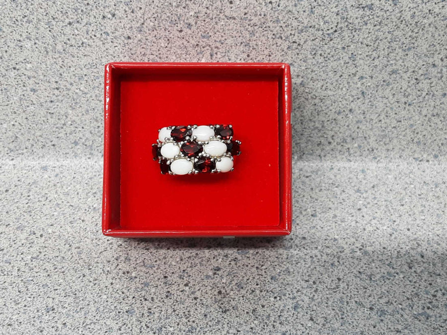 Women's Ring - Silver 7.1 grams Size 5