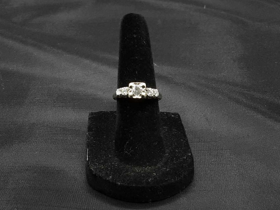 Women's Ring - White Gold 14k (.585) 2.6 grams Size 5