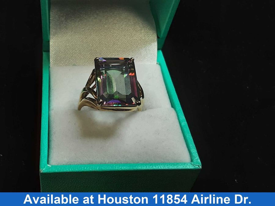 Women's Ring - Yellow Gold 10k (.417) 6.5 grams Size 9