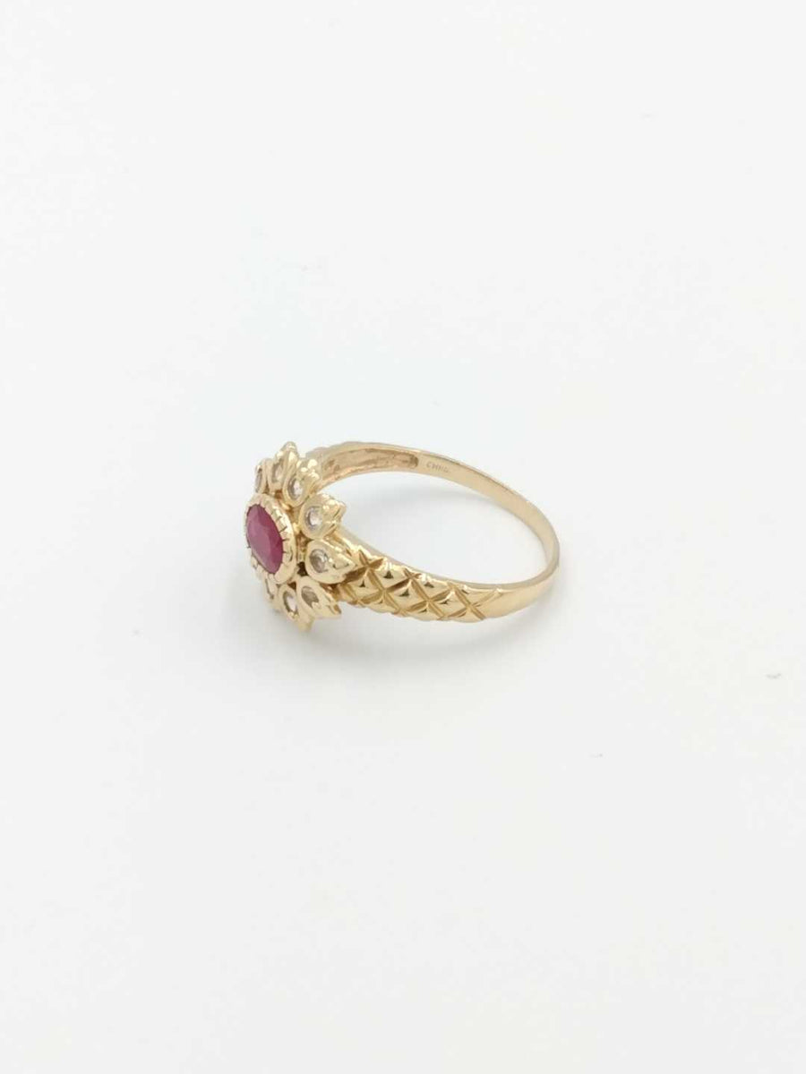 Women's Ring - Yellow Gold 14k (.585) 4.2 grams Size 11