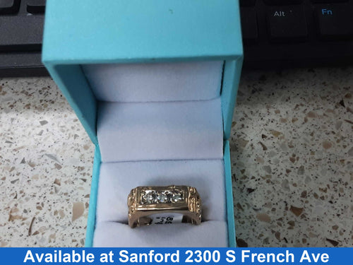 Men's Ring - Yellow Gold 10k (.417) 5.3 grams Size 9