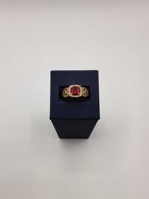 Women's Ring - Yellow Gold 14k (.585) 3.7 grams Size 8