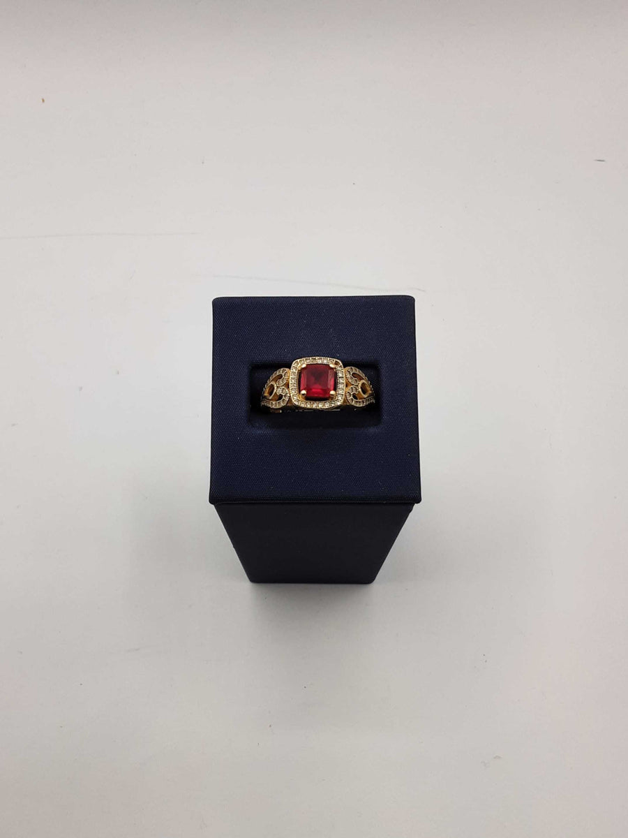Women's Ring - Yellow Gold 14k (.585) 3.7 grams Size 8