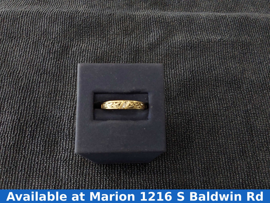 Ring - Wedding Band - Yellow Gold 14k (.585) 2.4 grams Size 9.5