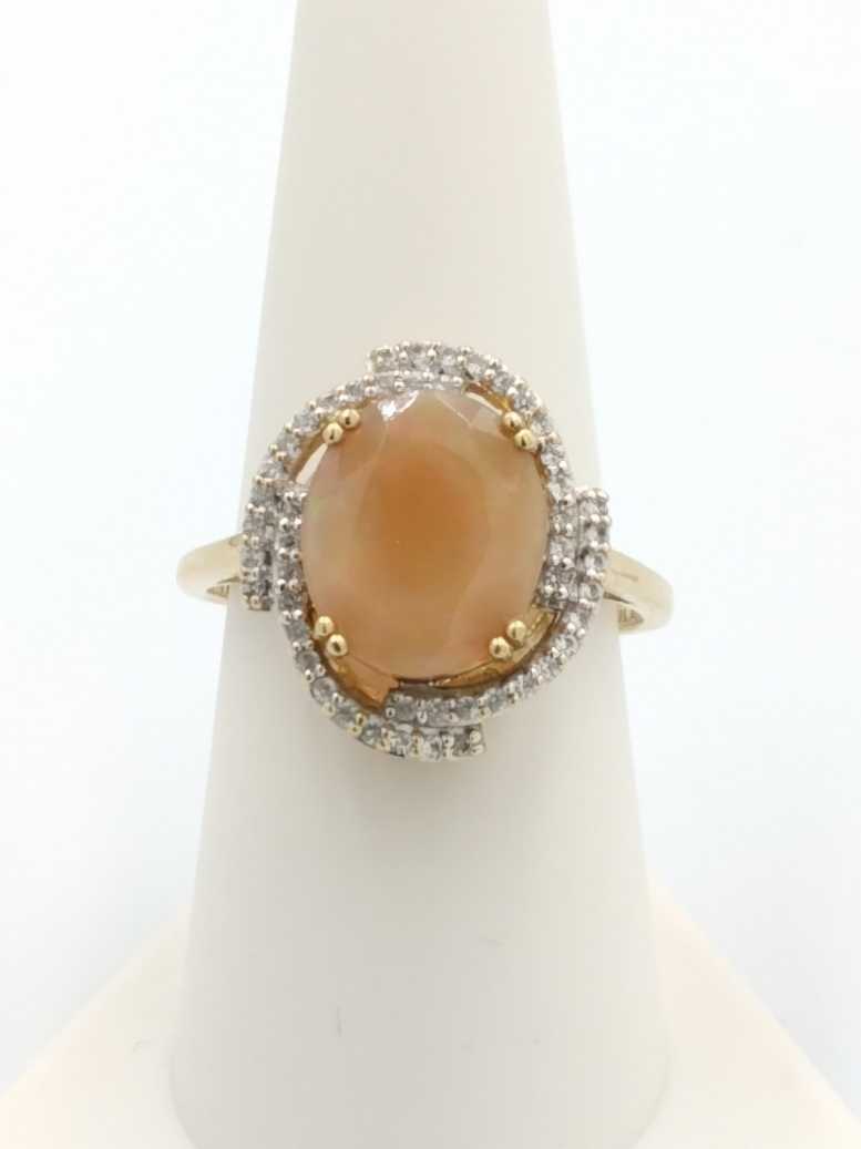 Women's Ring - Yellow Gold 10k (.417) 3.4 grams Size 8.5