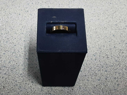Women's Ring - Yellow Gold 18k (.750) 3.1 grams Size 5.5