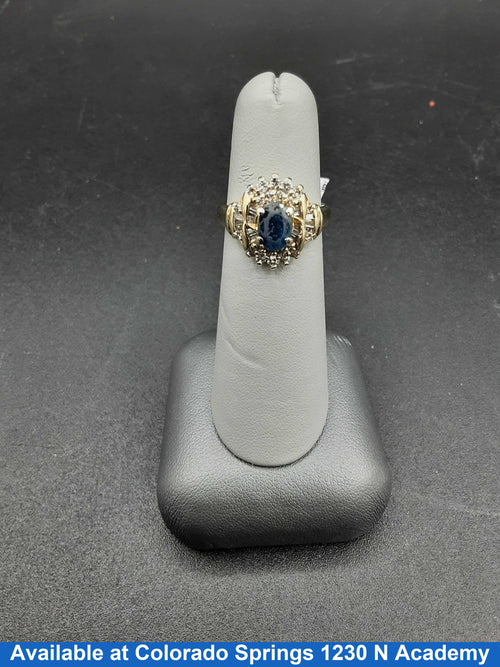 Women's Ring - Yellow Gold 10k (.417) 4.8 grams Size 5