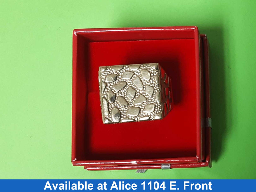 Men's Ring - Yellow Gold 10k (.417) 5.7 grams Size 6.5
