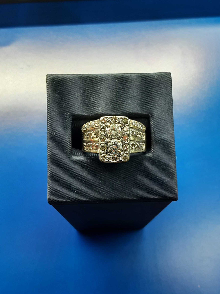 Women's Ring - Yellow Gold 14k (.585) 7.6 grams Size 7