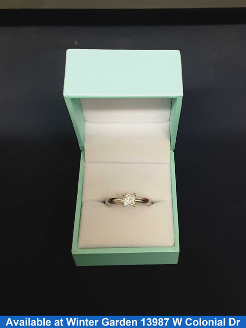 Women's Ring - Solitaire - White Gold 14k (.585) 4.7 grams Size 7