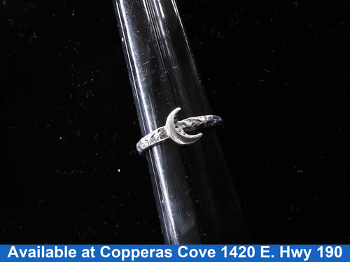Women's Ring - Silver 3.1 grams Size 20