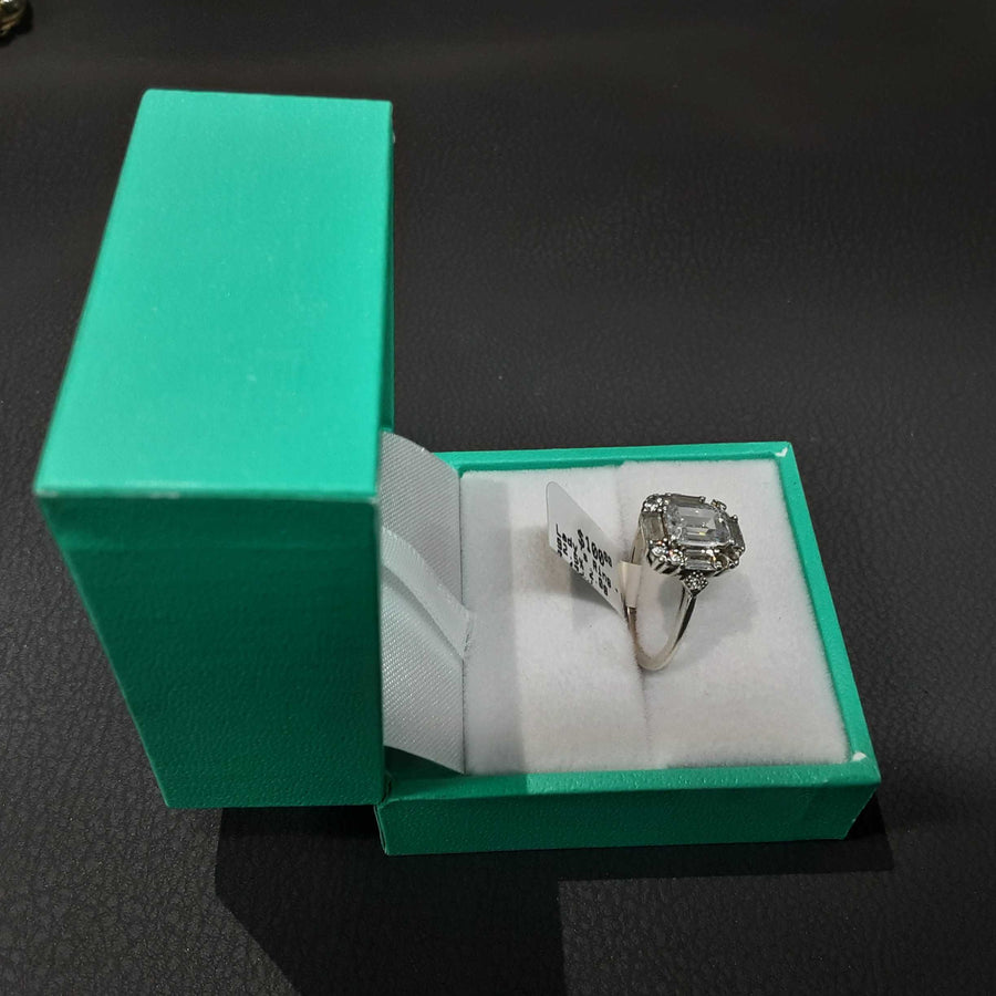 Women's Ring - Silver 2 grams Size 6