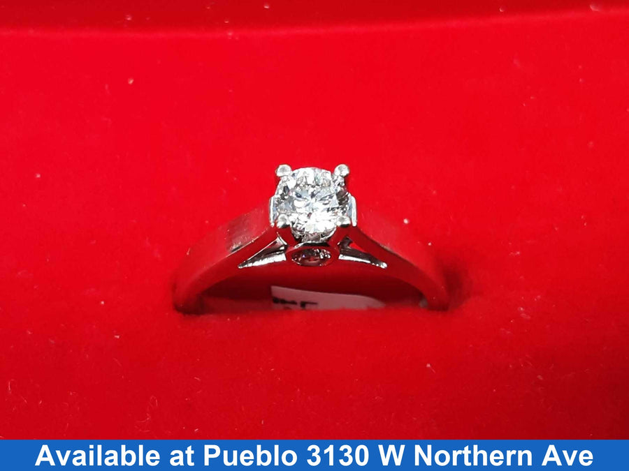 Women's Ring - Solitaire - White Gold 14k (.585) 3.9 grams Size 7