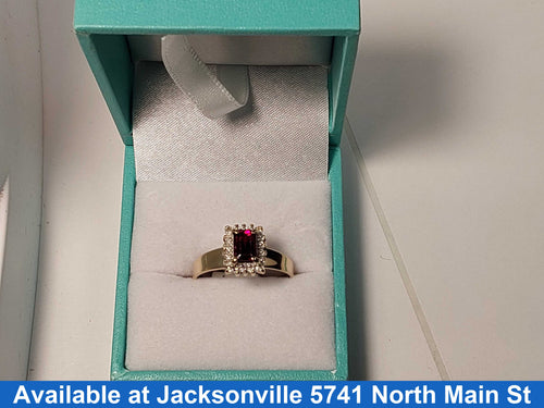 Women's Ring - Yellow Gold 14k (.585) 3.6 grams Size 9