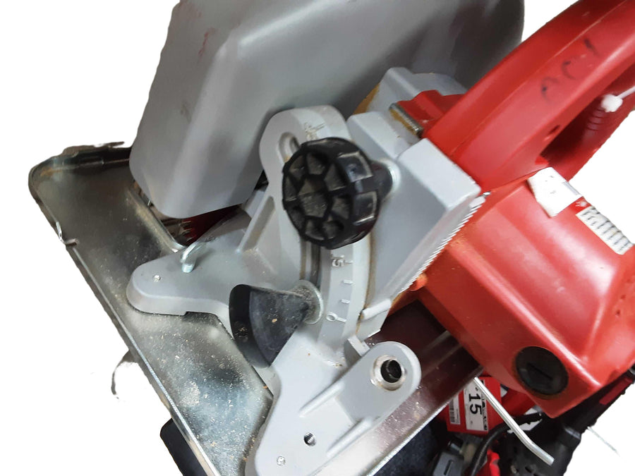 Milwaukee 6480 Red Corded Circular Saw