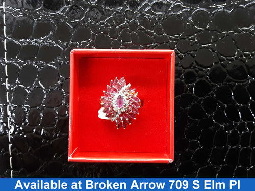 Women's Ring - Yellow Gold 10k (.417) 6.2 grams Size 8