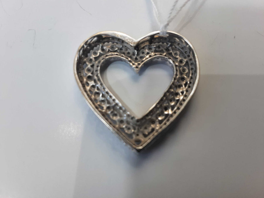 Symbol Pendant - White Gold 10k (.417) 3.3 grams
