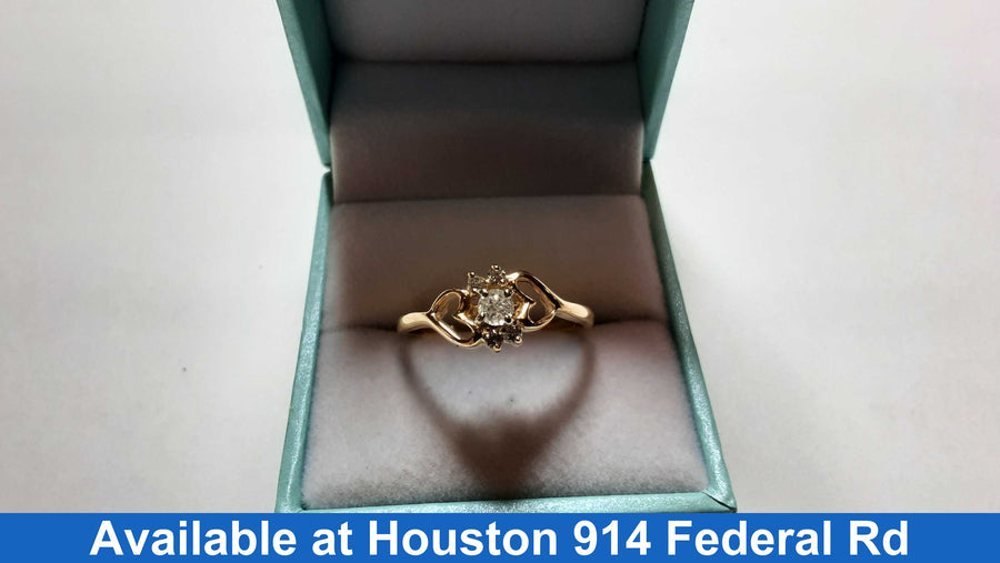 Women's Ring - Yellow Gold 14k (.585) 2.4 grams Size 9.5