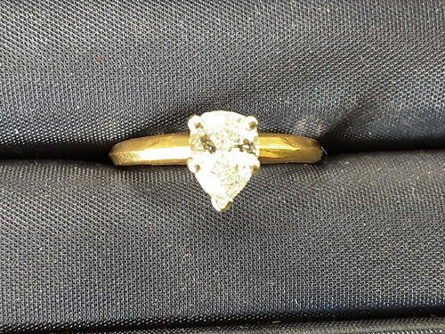 Women's Ring - Solitaire - Yellow Gold 14k (.585) 1.8 grams Size 6