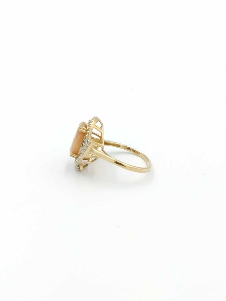 Women's Ring - Yellow Gold 10k (.417) 3.4 grams Size 8.5