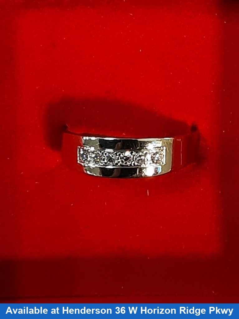 Men's Ring - White Gold 14k (.585) 3.6 grams Size 20