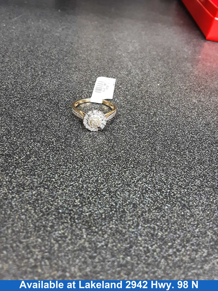 Women's Ring - Yellow Gold 10k (.417) 2.1 grams Size 5.5