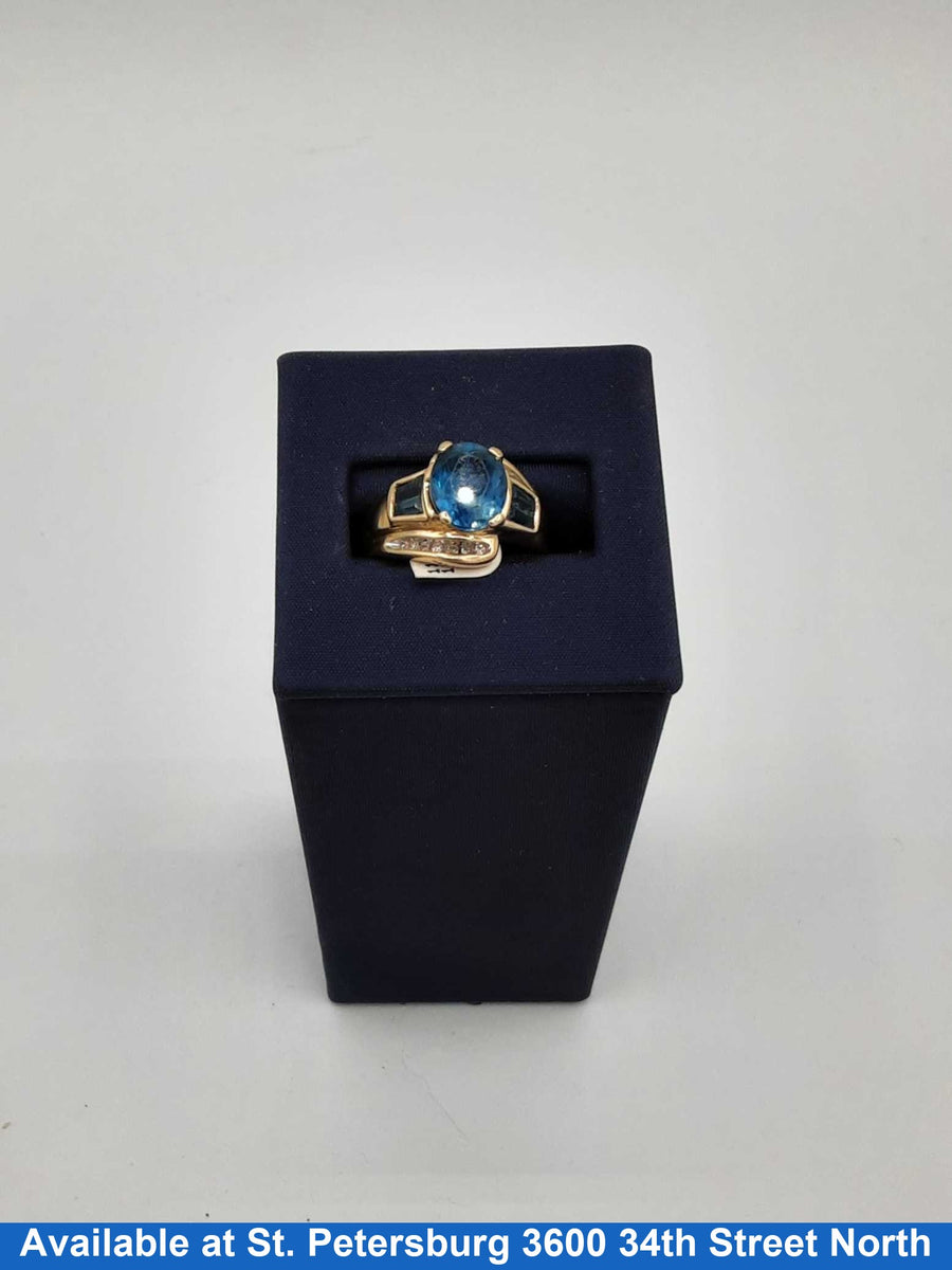 Women's Ring - Yellow Gold 14k (.585) 4.3 grams Size 7.5