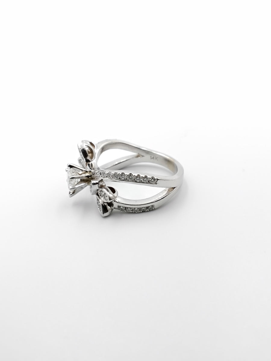 Women's Ring - White Gold 14k (.585) 6.3 grams Size 7