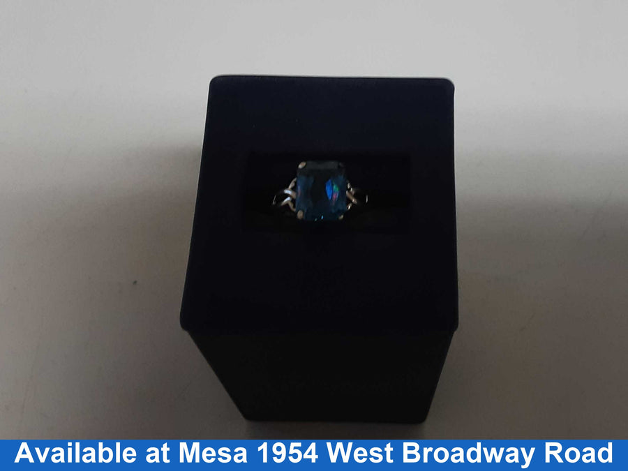 Women's Ring - Yellow Gold 10k (.417) 2.4 grams Size 6