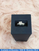 Women's Ring - Solitaire - Platinum 4.2 grams Size 8.5