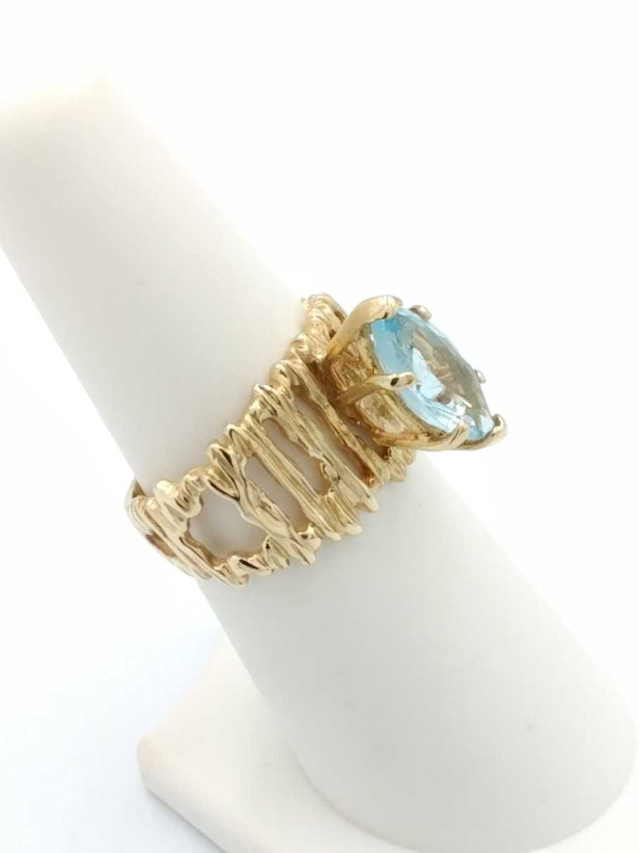 Women's Ring - Yellow Gold 10k (.417) 4.9 grams Size 7
