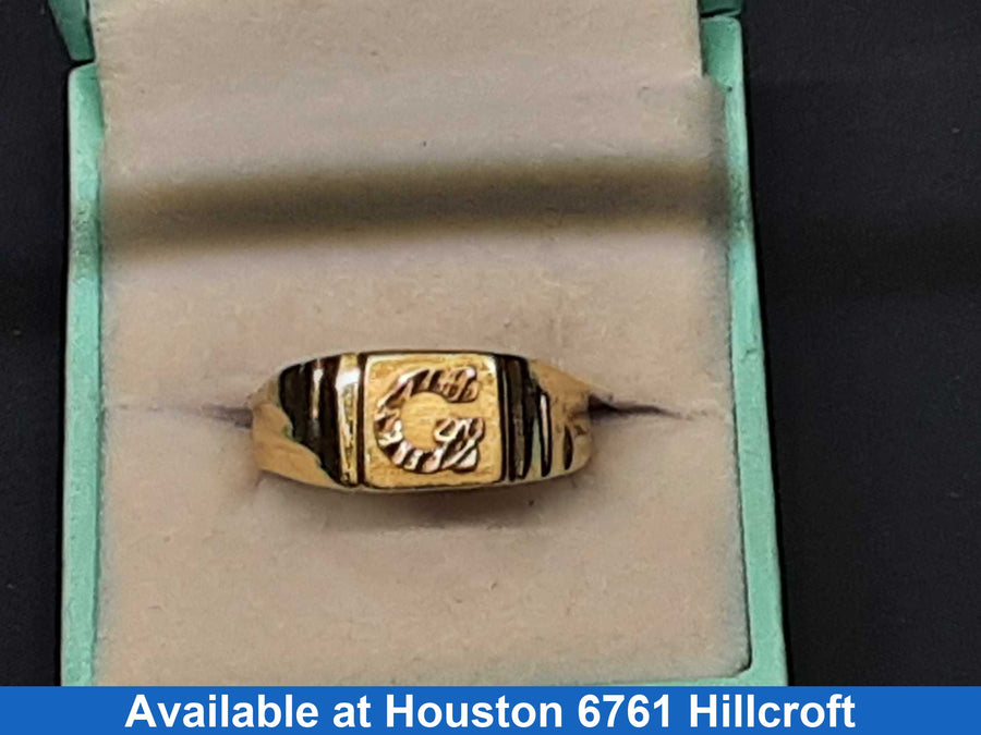 Men's Ring - Yellow Gold 10k (.417) 5.7 grams Size 11
