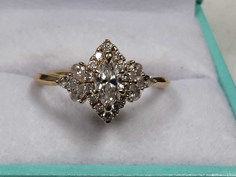 Women's Ring - Yellow Gold 10k (.417) 2.3 grams Size 7.5