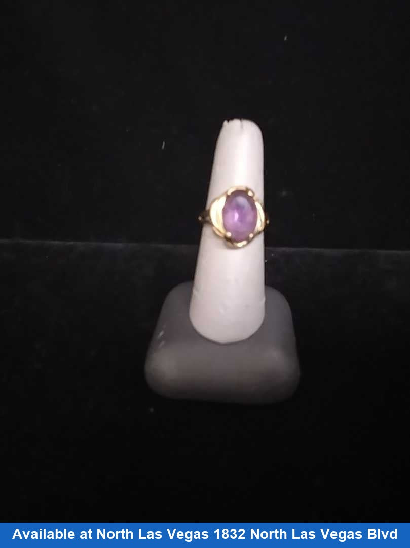 Women's Ring - Yellow Gold 14k (.585) 3 grams Size 8.5