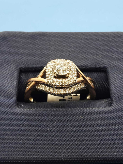Women's Ring - White Gold 14k (.585) 4.8 grams Size 8