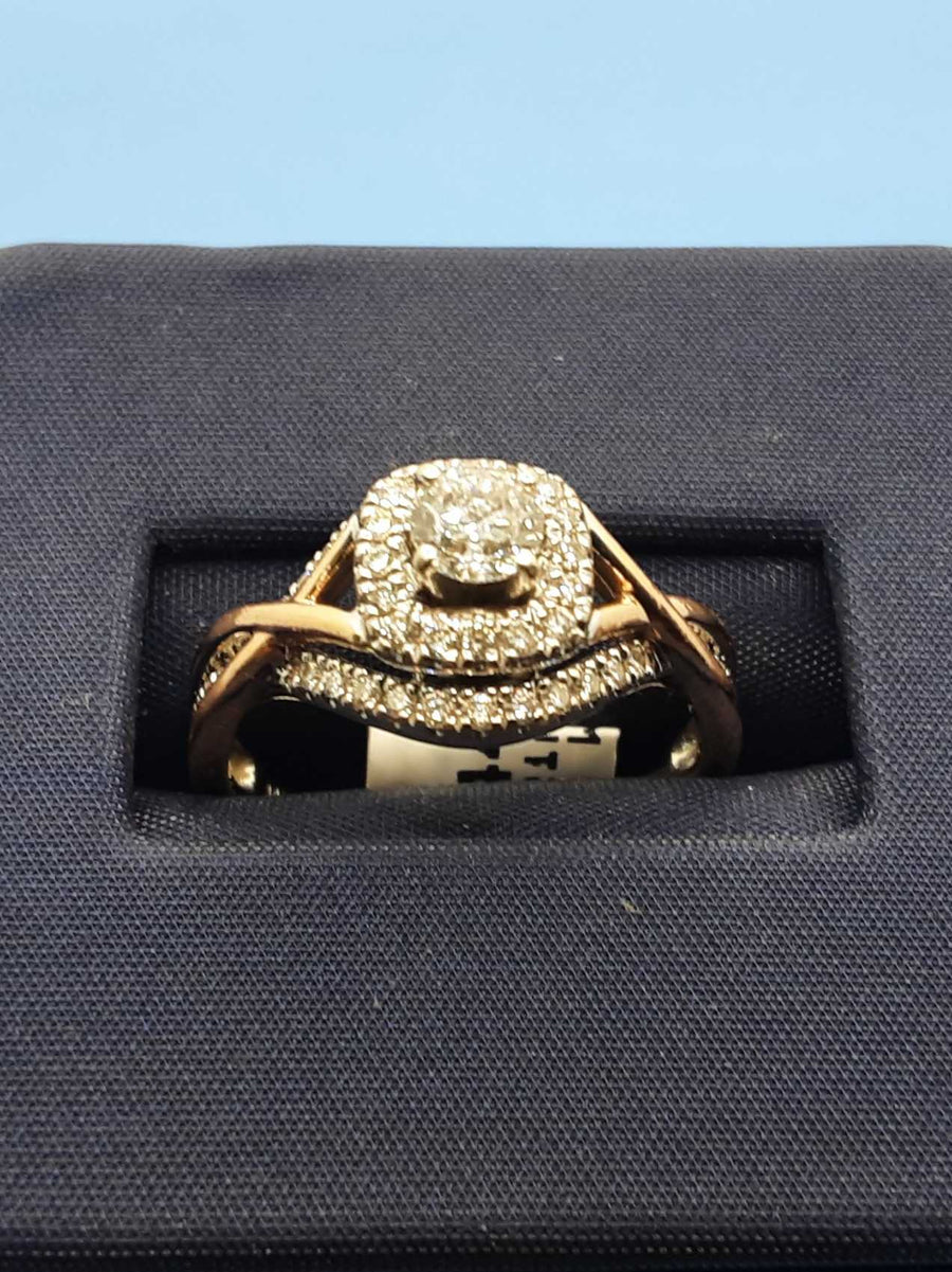 Women's Ring - White Gold 14k (.585) 4.8 grams Size 8