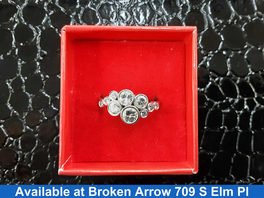 Women's Ring - White Gold 14k (.585) 8.5 grams Size 20