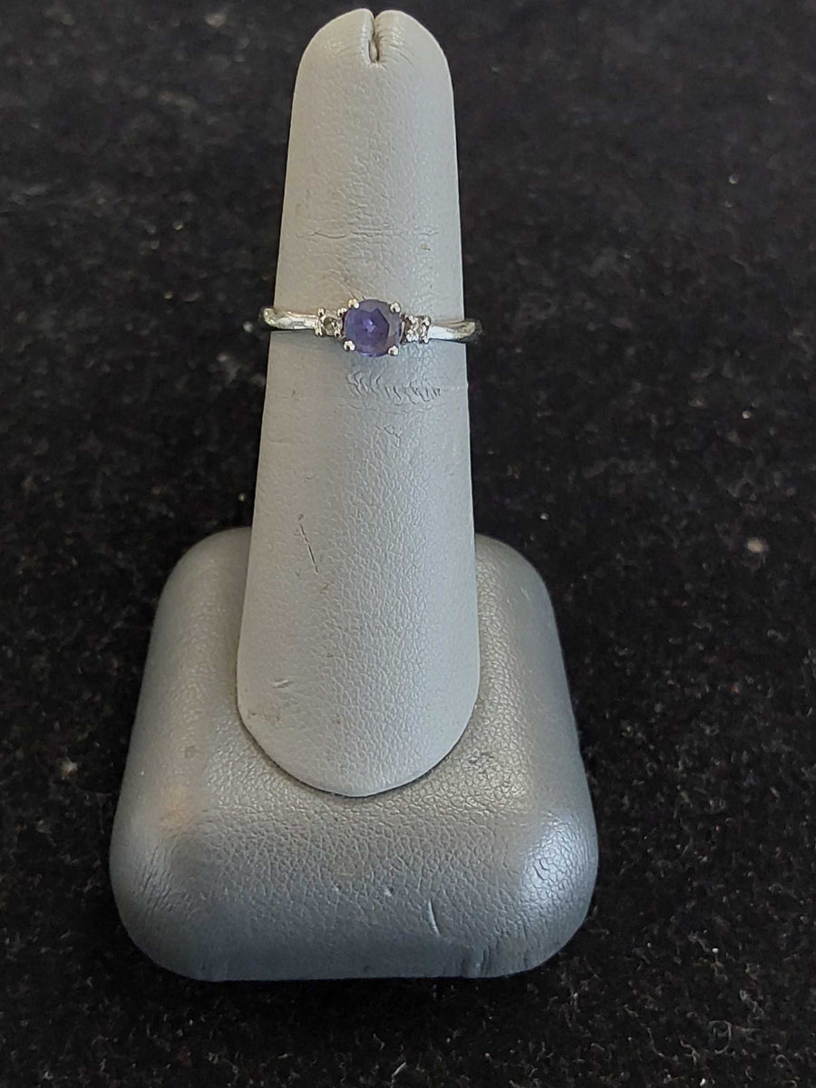 Women's Ring - White Gold 14k (.585) 1.8 grams Size 6