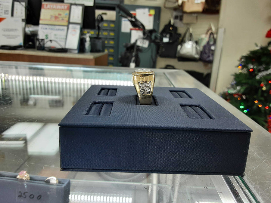 Women's Ring - High School Ring - Yellow Gold 14k (.585) 11.1 grams Size 20