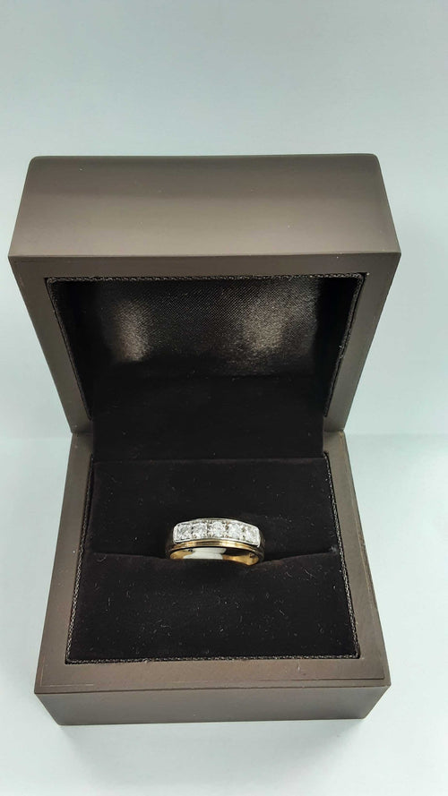 Ring - Wedding Band - Yellow Gold 14k (.585) 5.6 grams Size 9