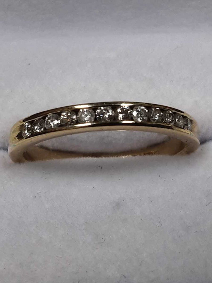 Women's Ring - Anniversary - Yellow Gold 14k (.585) 3.6 grams Size 9.5
