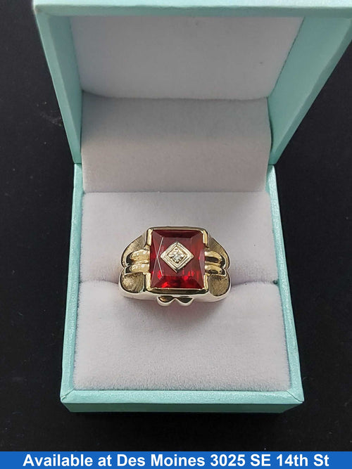 Men's Ring - Yellow Gold 10k (.417) 7.5 grams Size 8