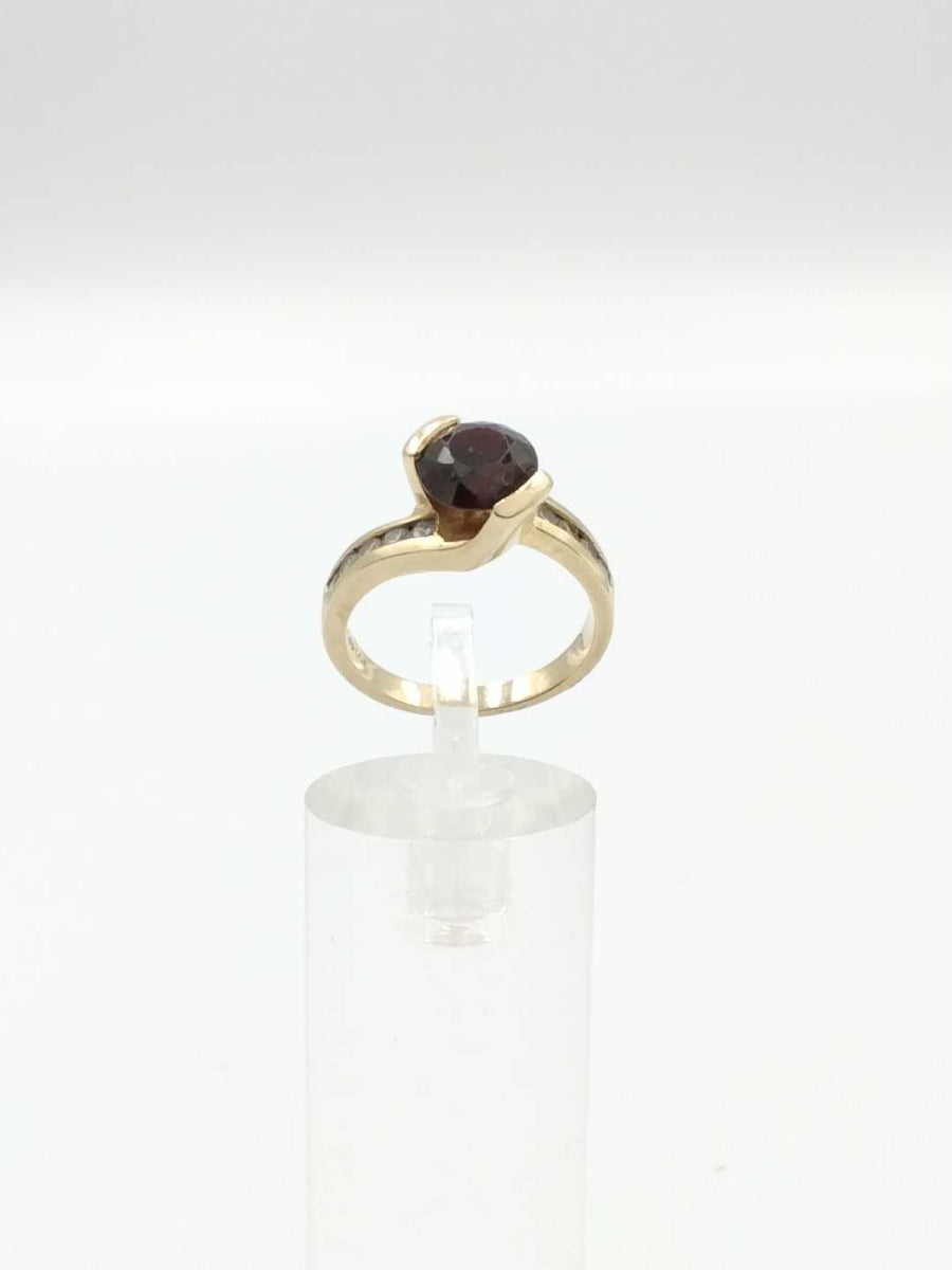 Women's Ring - Solitaire - Yellow Gold 14k (.585) 4.7 grams Size 6