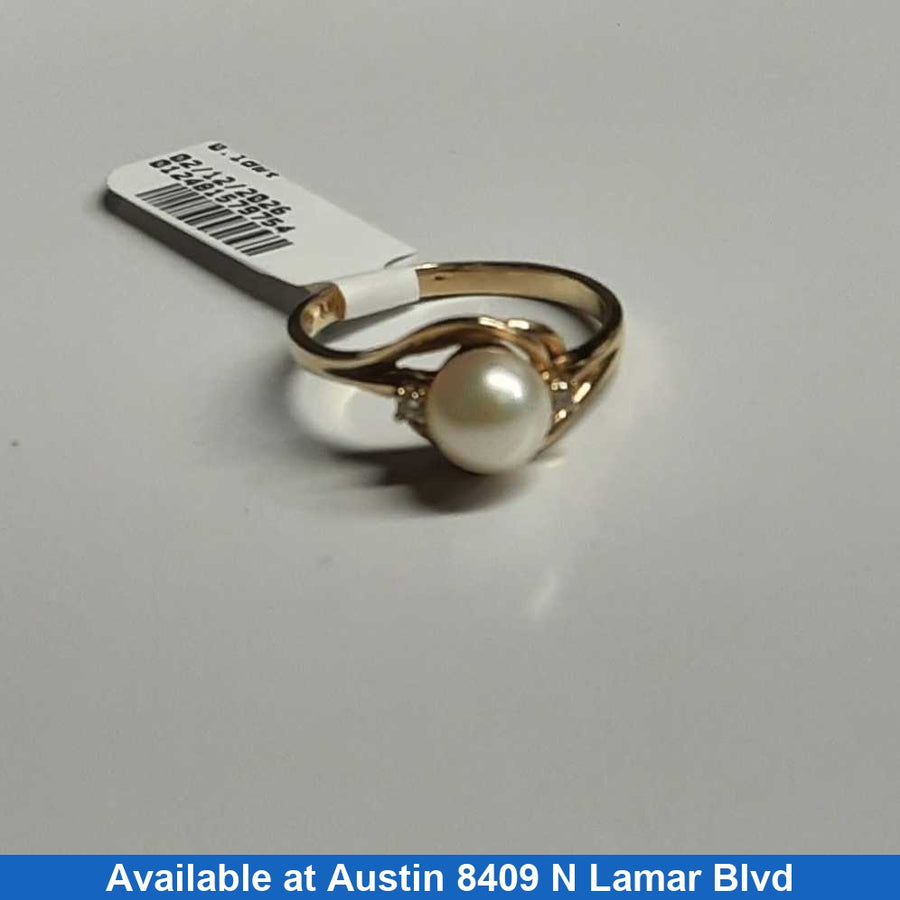 Women's Ring - Yellow Gold 10k (.417) 2.2 grams Size 7