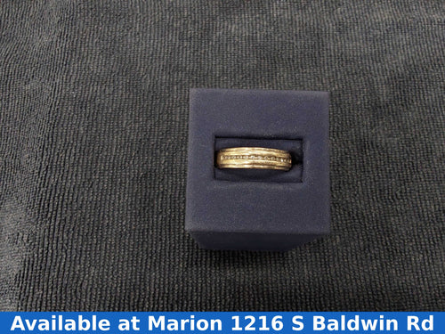 Ring - Wedding Band - Yellow Gold 10k (.417) 3.4 grams Size 6.5