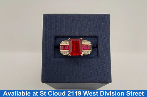 Women's Ring - Yellow Gold 10k (.417) 3.52 grams Size 7