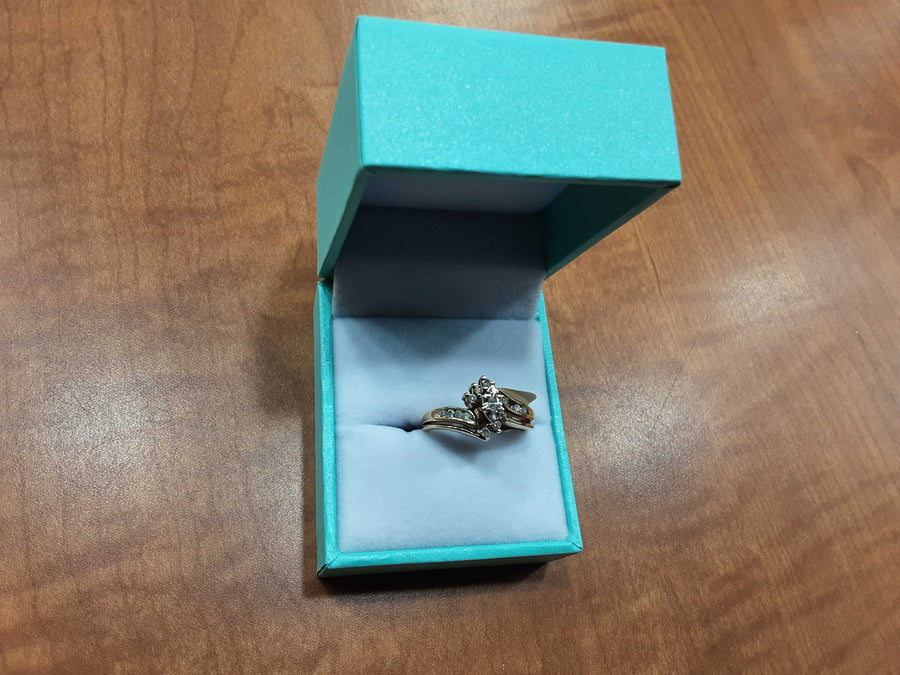 Women's Ring - Anniversary - Yellow Gold 14k (.585) 3.5 grams Size 8